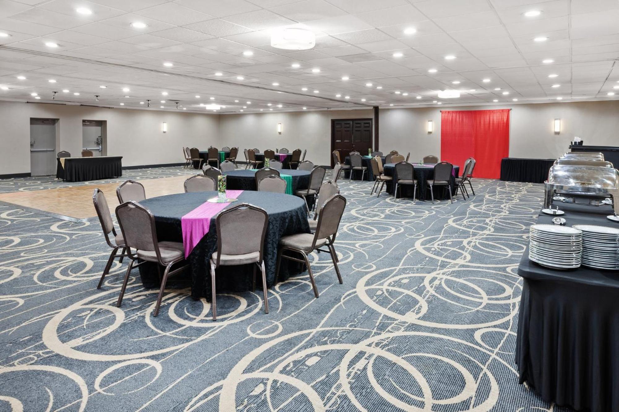 Holiday Inn Chicago/Oak Brook By Ihg Oakbrook Terrace Dış mekan fotoğraf