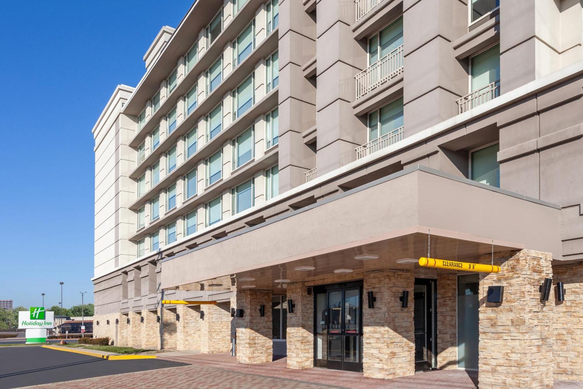 Holiday Inn Chicago/Oak Brook By Ihg Oakbrook Terrace Dış mekan fotoğraf